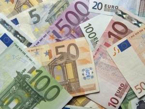 Euro-Banknoten. Foto: Daniel Reinhardt/Illustration